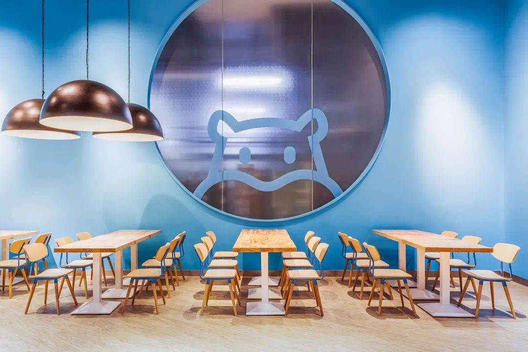 盐田阿里巴巴盒马机器人餐厅，打造未来概念的餐饮空间设计